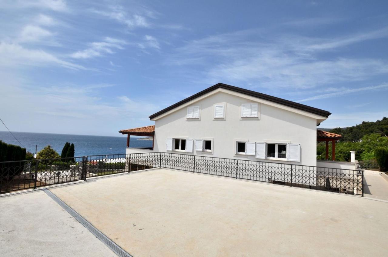 Apartments Villa Sofia Martinscica (Cres) Exterior foto