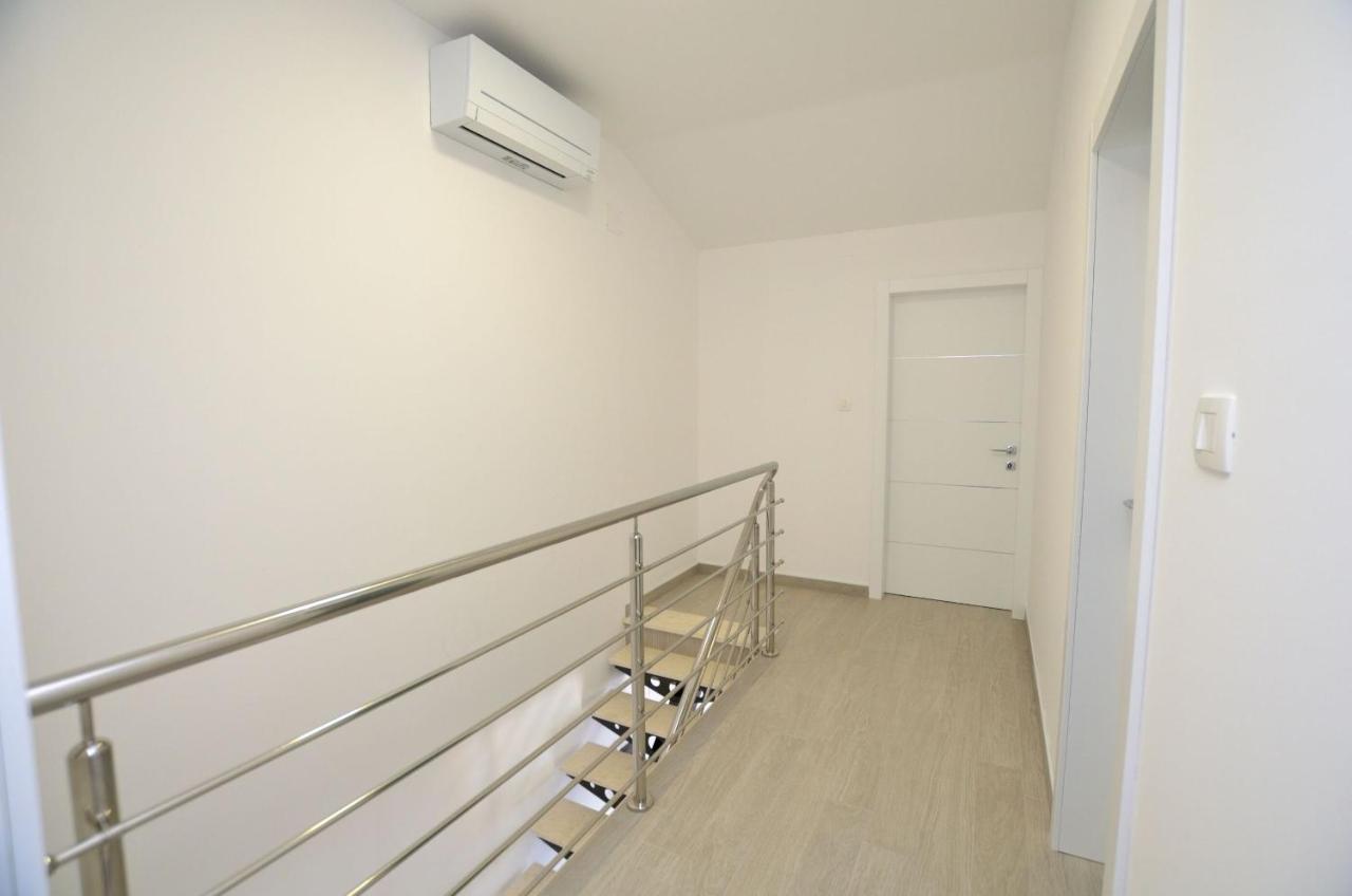 Apartments Villa Sofia Martinscica (Cres) Exterior foto